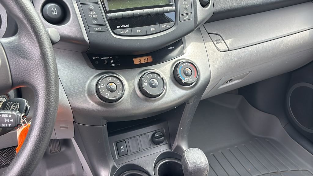 Used 2011 Toyota RAV4 4WD w/ Upgrade Value Pkg image 20