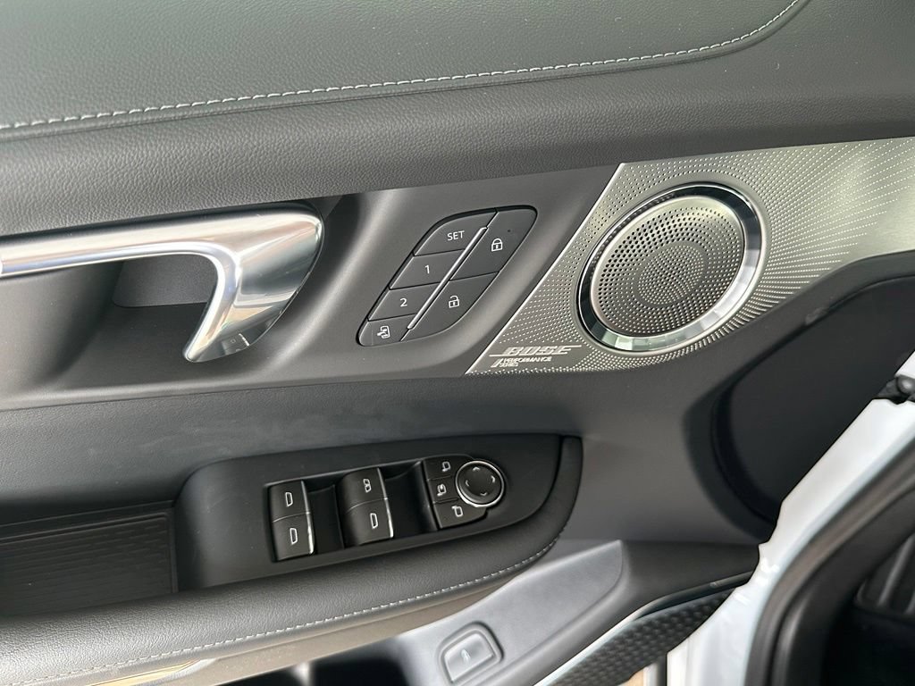 New 2026 Buick Enclave Avenir w/ Super Cruise Package FWD image 11