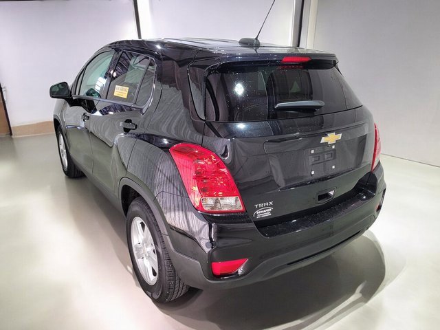 Used 2020 Chevrolet Trax LS w/ Tint and Cruise Package image 16
