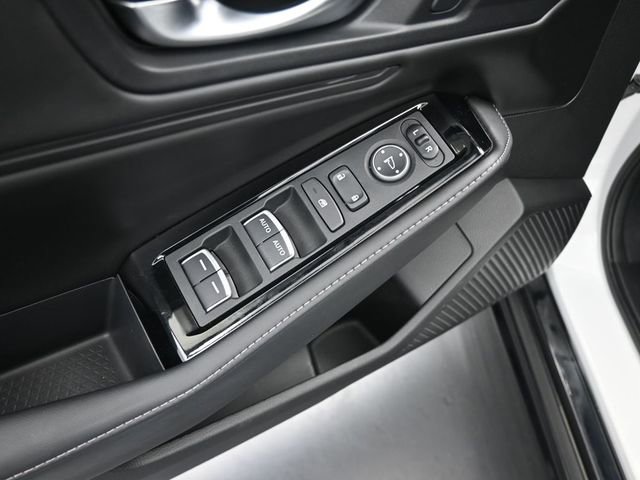 Used 2023 Honda Accord Touring image 13