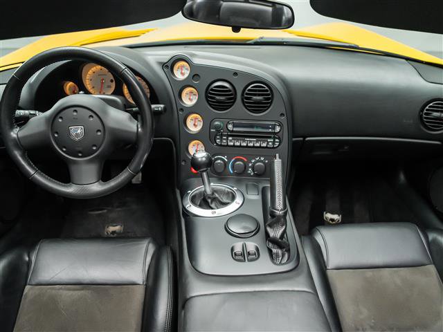 Used 2005 Dodge Viper SRT-10 image 32