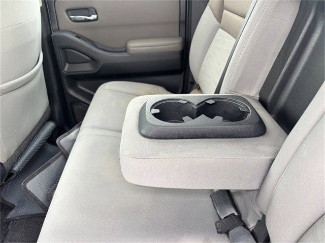 Used 2022 Nissan Frontier SV image 25