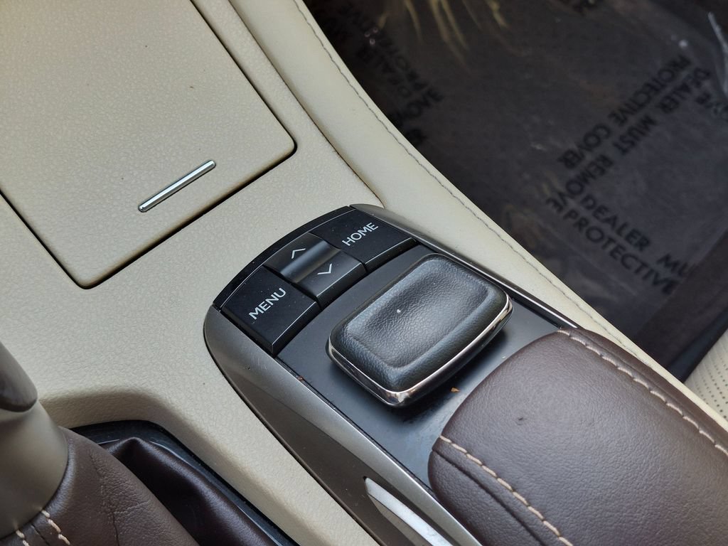 Used 2016 Lexus ES 350 w/ Luxury Package w/Wood Trim FWD image 27