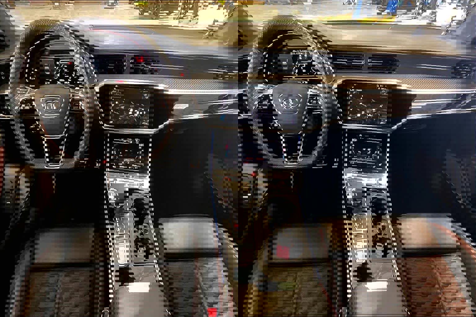 Used 2024 Audi RS 7 Performance w/ Black Optic Package image 14