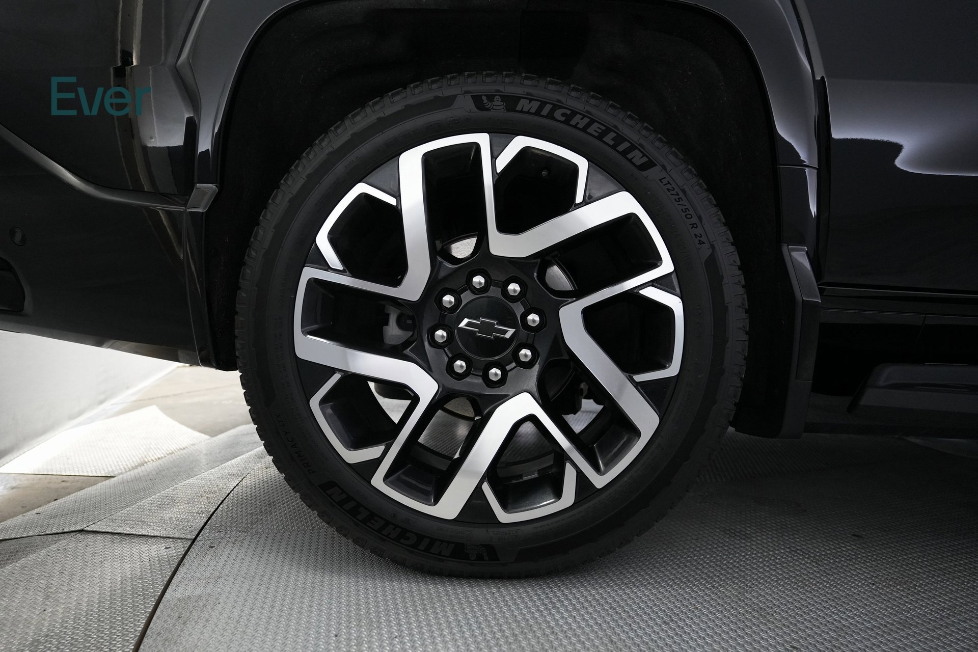 Used 2024 Chevrolet Silverado EV RST image 13