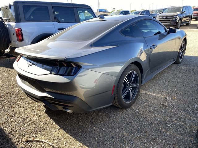 Used 2025 Ford Mustang Coupe RWD image 21
