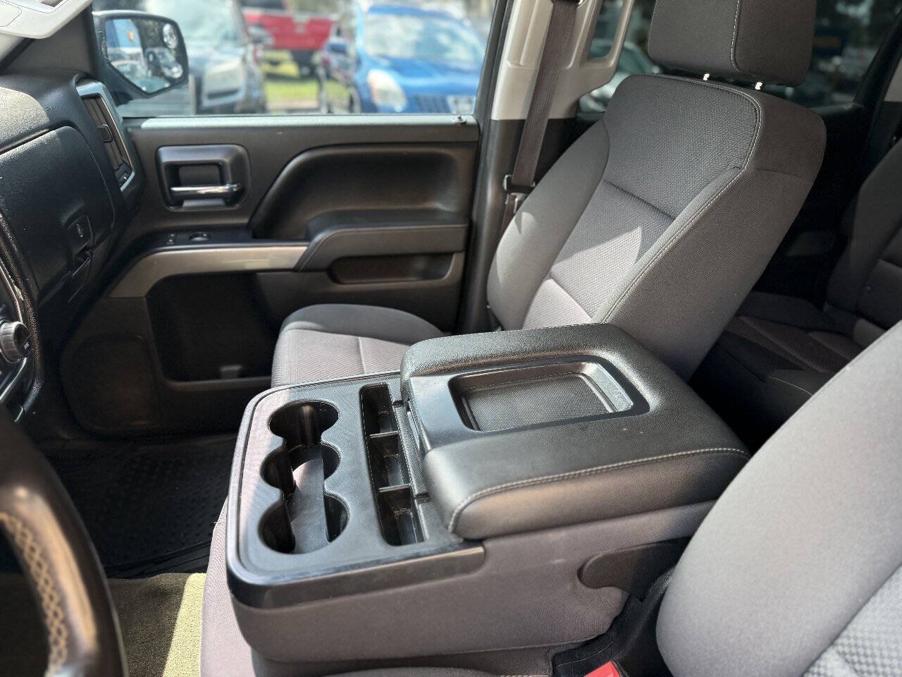 Used 2017 Chevrolet Silverado 1500 LT w/ Texas Edition RWD image 8