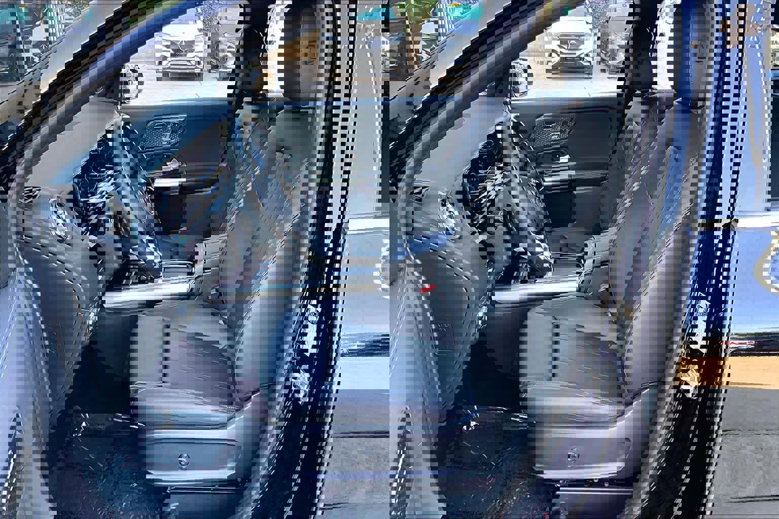 Used 2025 Mercedes-Benz GLA 250 image 7