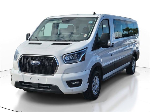 Used 2023 Ford Transit 350 XLT image 2