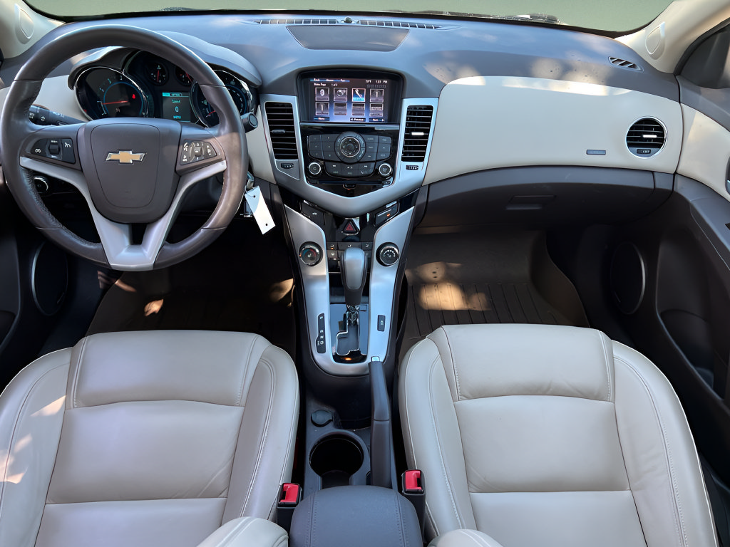 Used 2015 Chevrolet Cruze LT w/ Sun, Sound and Sport Package FWD image 17