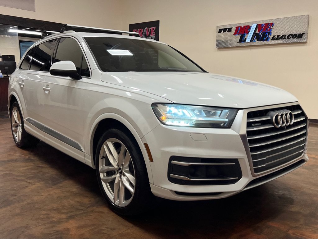Used 2018 Audi Q7 3.0T Prestige AWD/4WD image 3