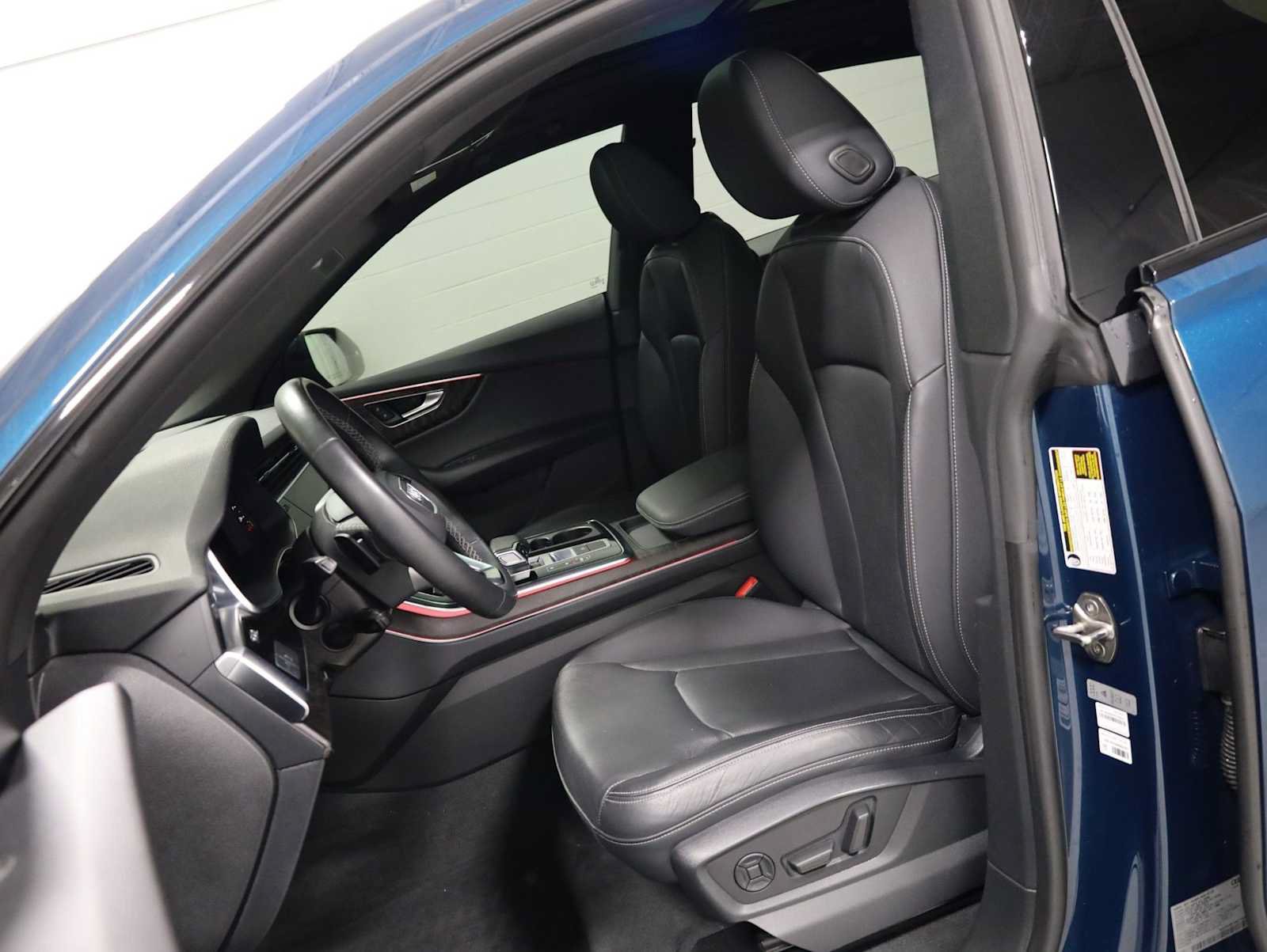 Used 2022 Audi Q8 Premium Plus AWD/4WD image 5