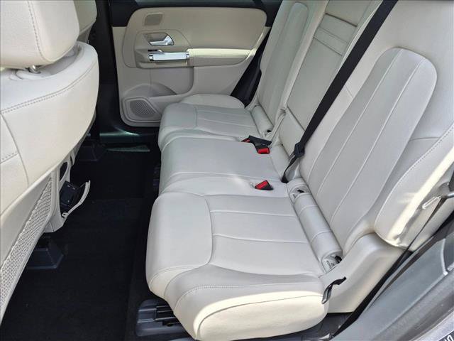 New 2026 Mercedes-Benz GLB 250 image 14