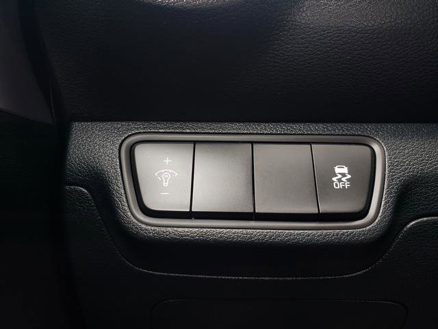 Certified 2024 Kia Forte LXS image 29