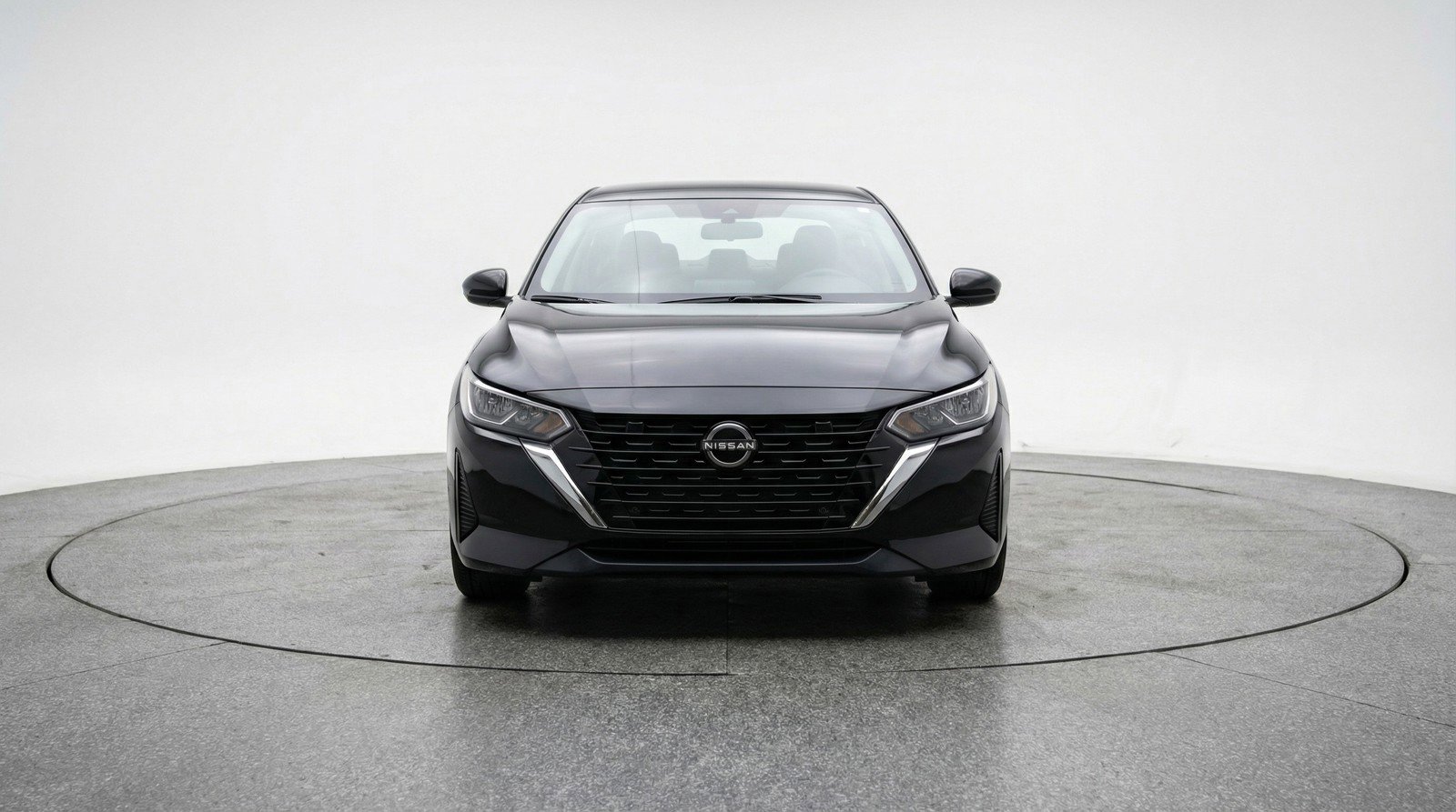 Used 2025 Nissan Sentra SV image 2