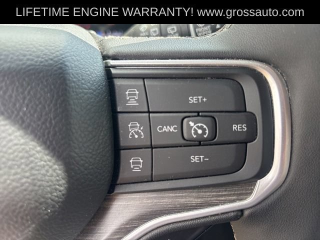 Used 2024 Jeep Wagoneer Series III AWD/4WD image 15