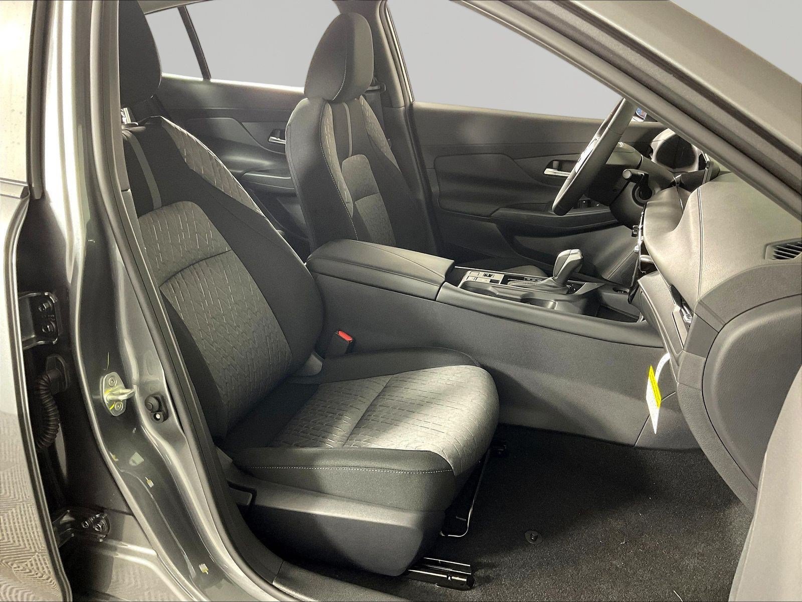 New 2026 Nissan Sentra SV w/ SV Convenience Package FWD image 19