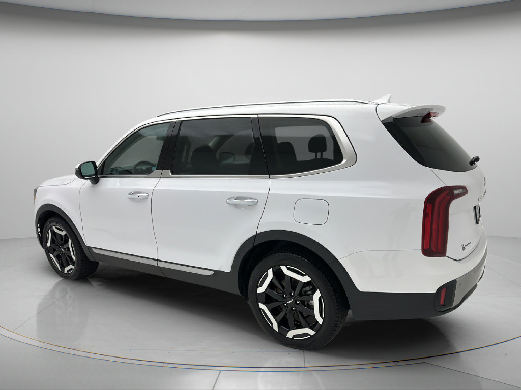 Used 2025 Kia Telluride S AWD/4WD image 4