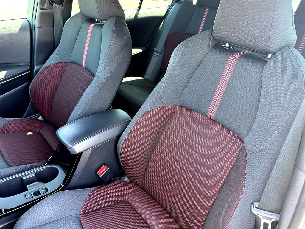 Used 2023 Toyota Corolla SE w/ SE Premium Package image 13