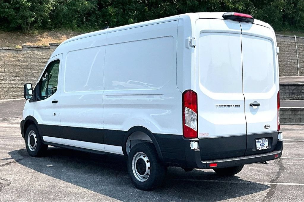New 2026 Ford Transit 350 148 Medium Roof RWD image 3