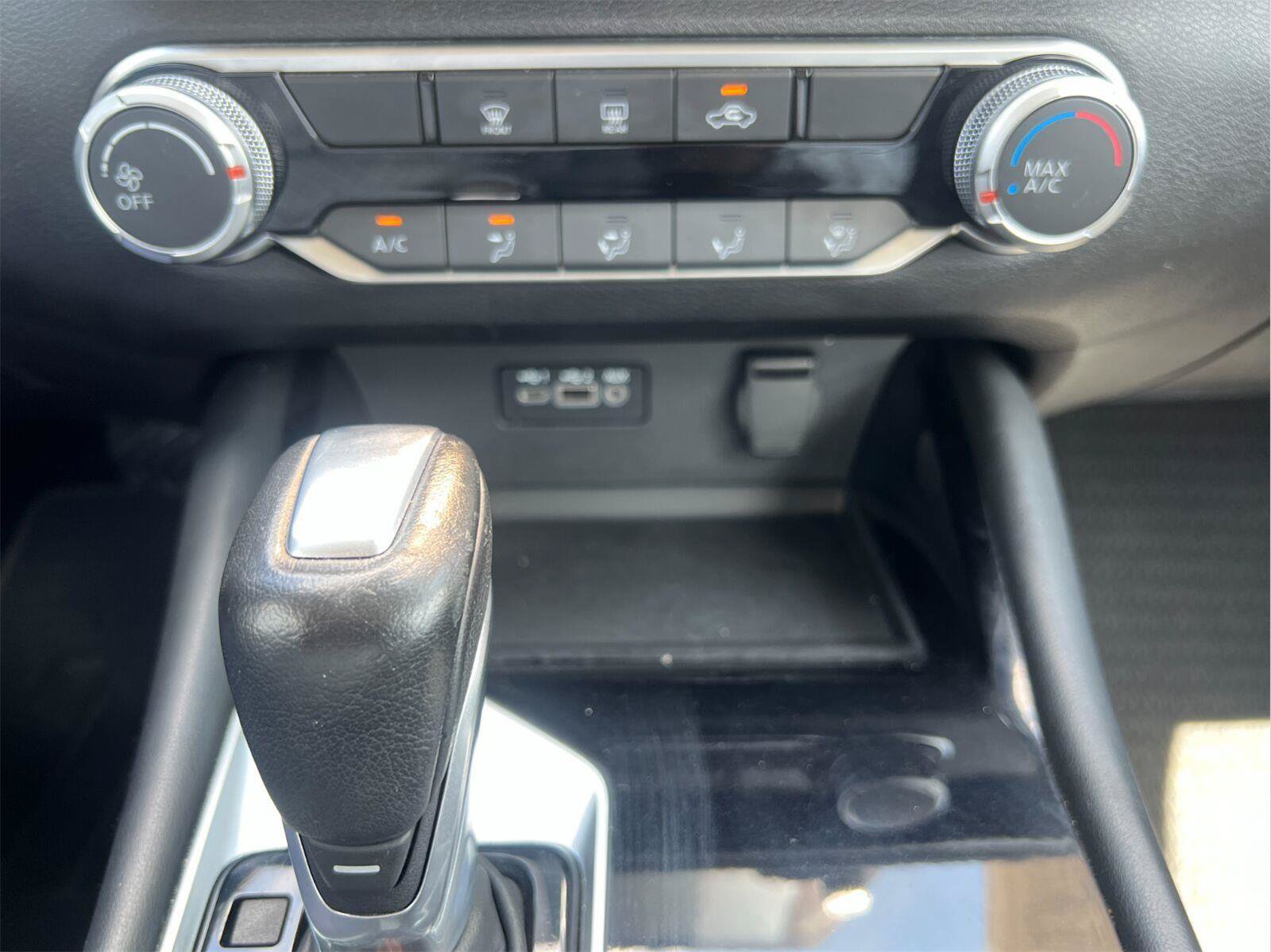 Used 2025 Nissan Altima 2.5 SR FWD image 30