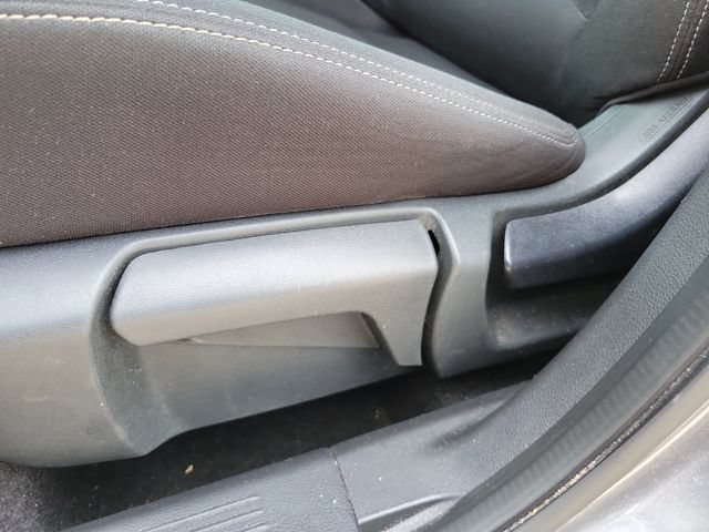Used 2024 Nissan Rogue S AWD/4WD image 18