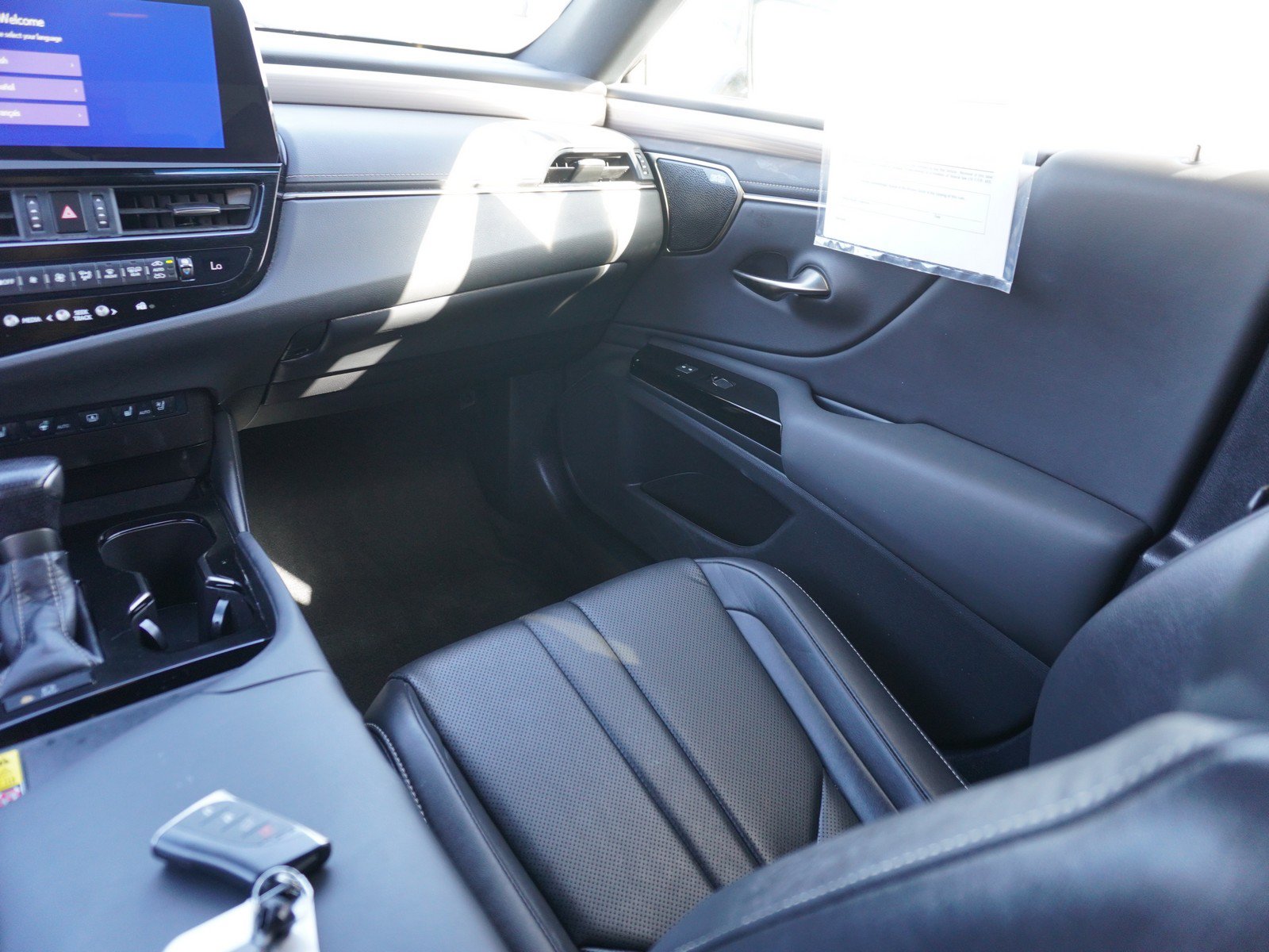 Used 2023 Lexus ES 350 F Sport w/ Accessory Package (Z2) FWD image 16