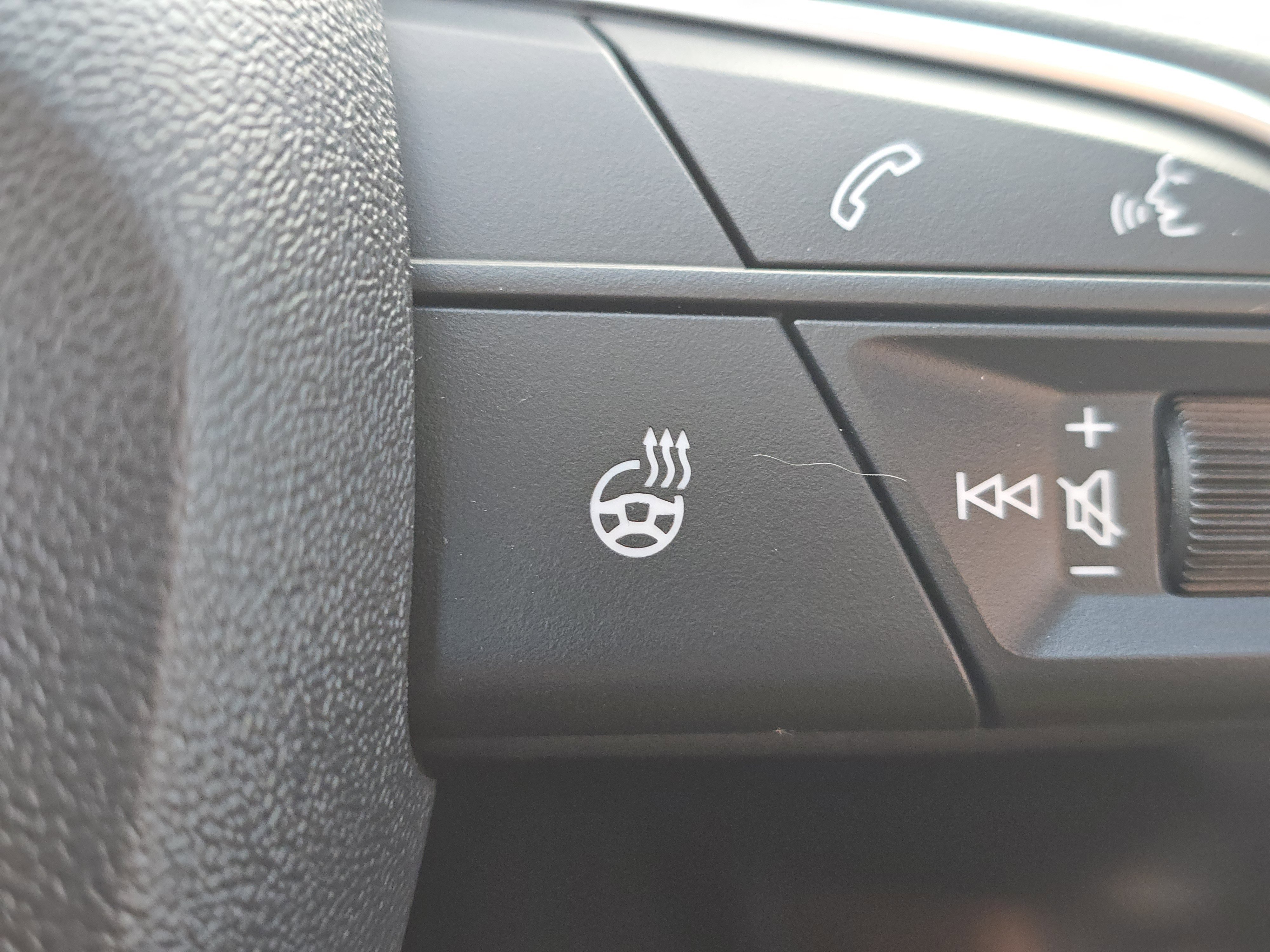 Certified 2022 Audi Q5 2.0T Premium Plus w/ Premium Plus Package image 13