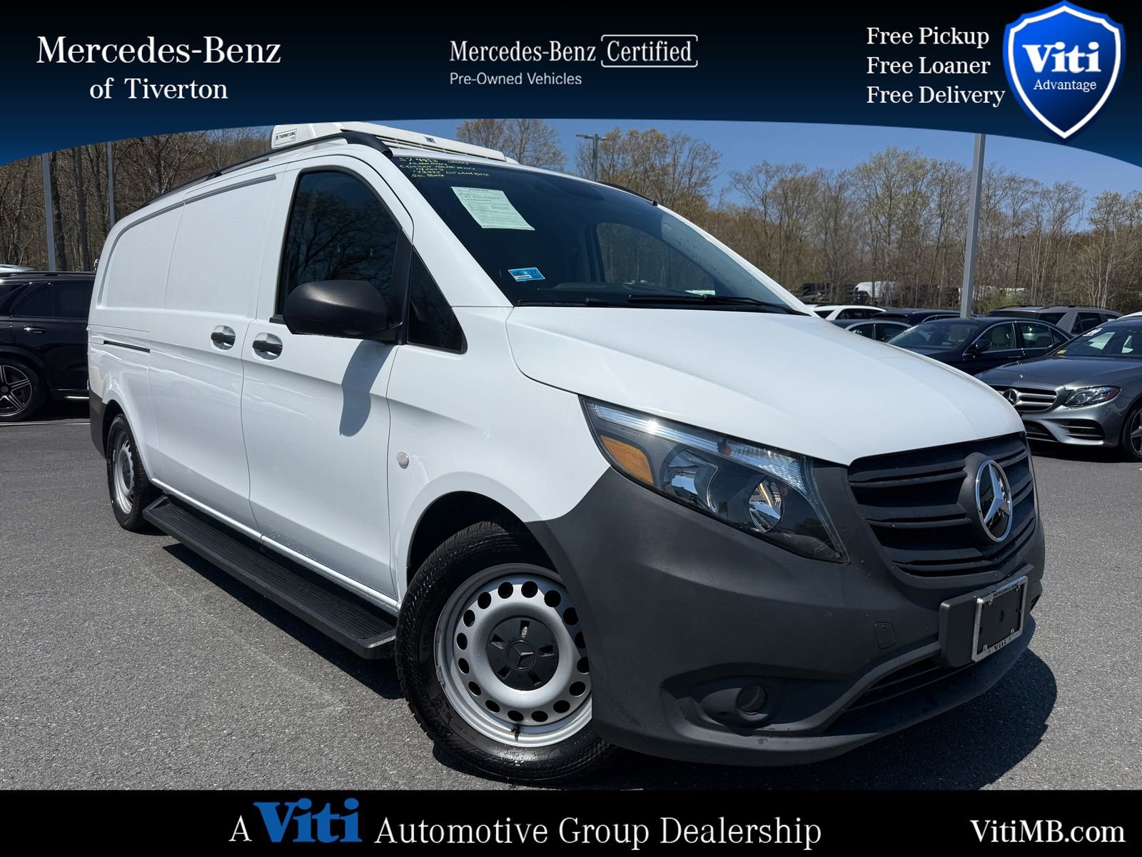 Used 2023 Mercedes-Benz Metris image 1