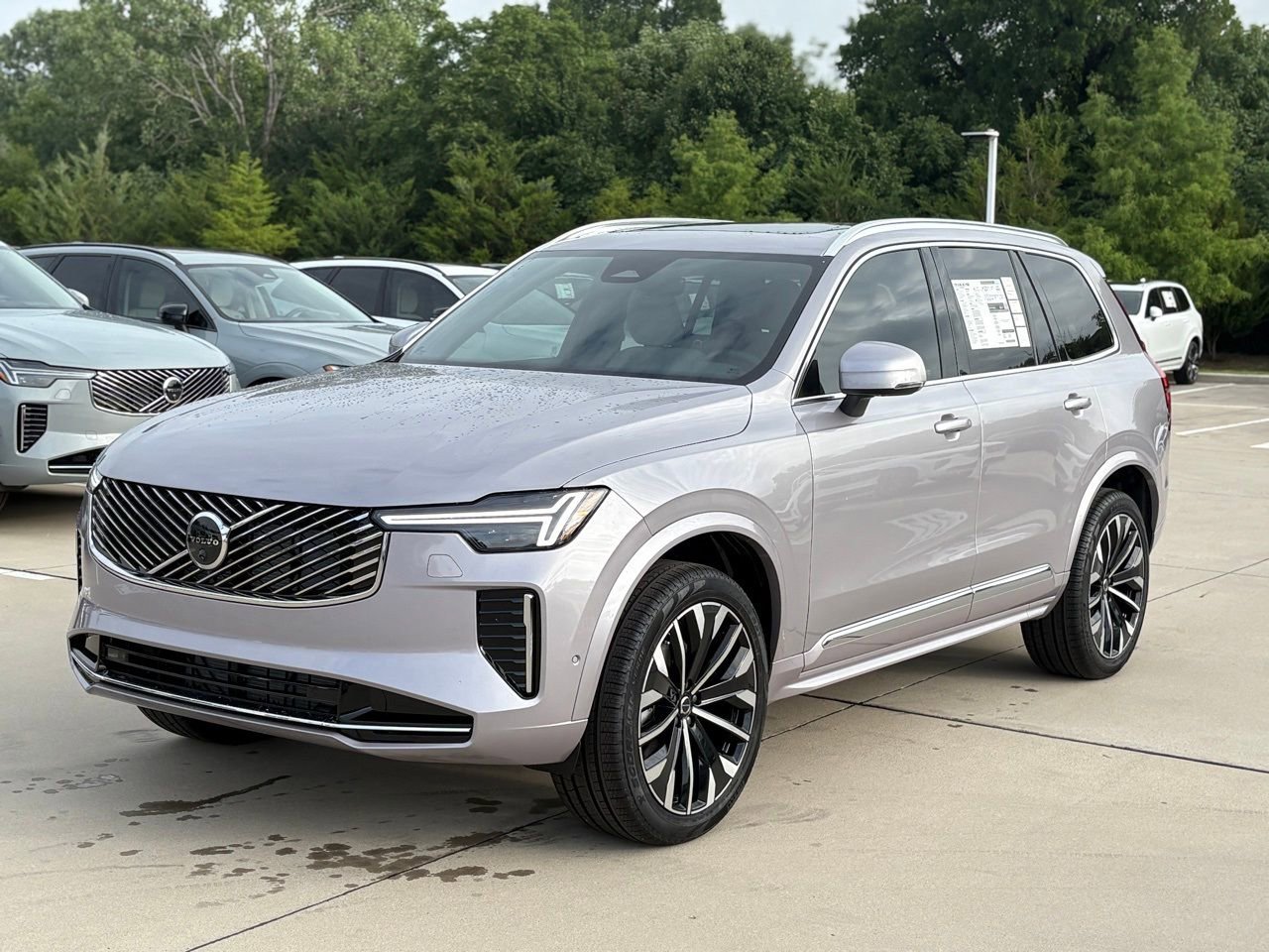 New 2026 Volvo XC90 B6 Plus w/ Protection Package Premier image 2