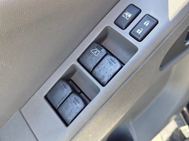 Used 2021 Nissan Frontier SV w/ Midnight Edition Floor Mats image 35