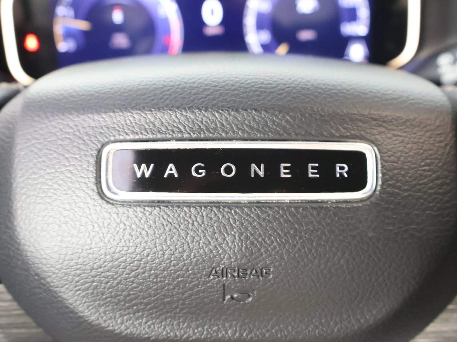 Used 2023 Jeep Wagoneer L Series II AWD/4WD image 27