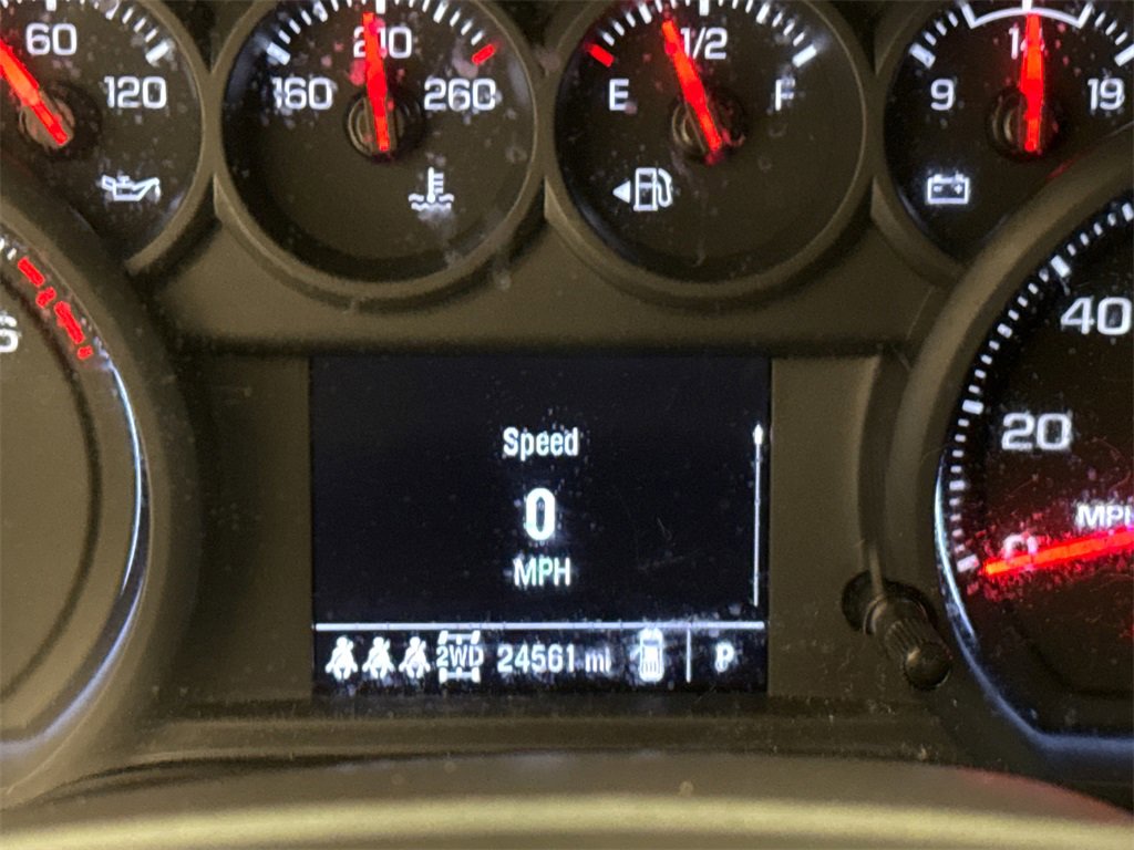 Used 2025 Chevrolet Silverado 1500 Custom Trail Boss w/ LPO, Dark Essentials Package image 30