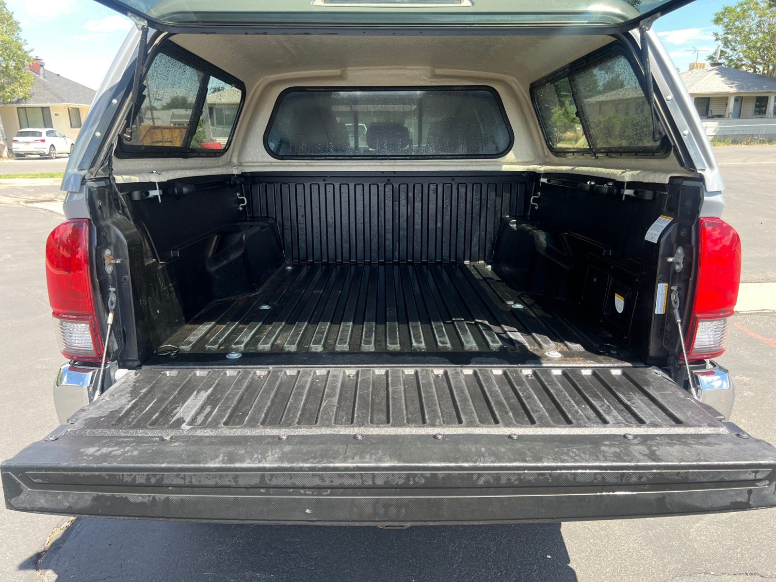 Certified 2019 Toyota Tacoma TRD Off-Road AWD/4WD image 26