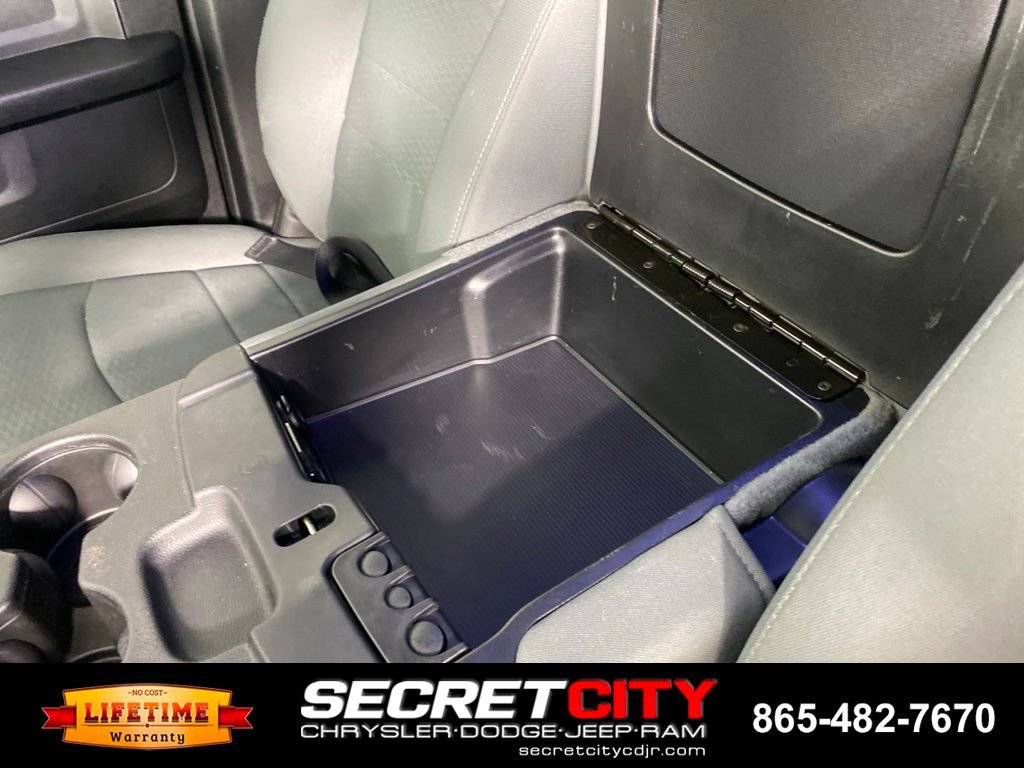 Used 2016 RAM 1500 Express RWD image 24