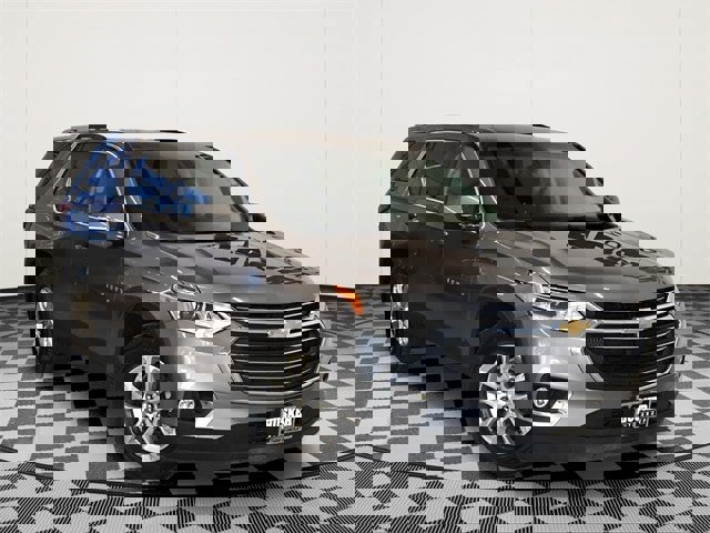 Used 2018 Chevrolet Traverse LT image 1