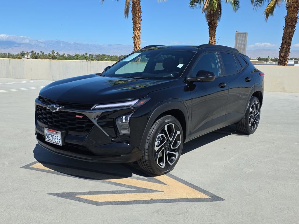 Used 2024 Chevrolet Trax RS w/ Driver Confidence Package image 4