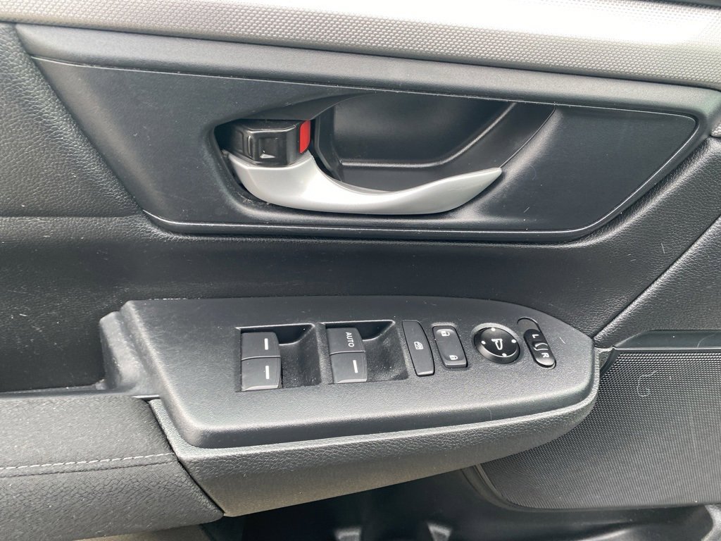 Used 2020 Honda CR-V LX image 21