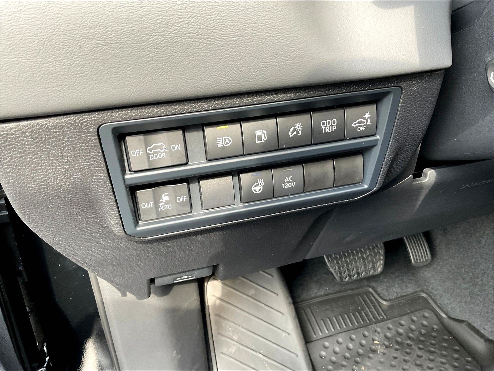 New 2026 Toyota Sequoia Capstone AWD/4WD image 24