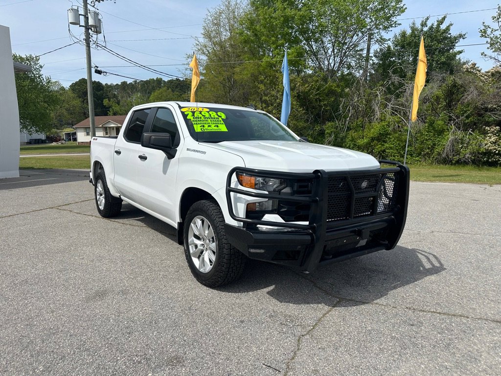 Used 2023 Chevrolet Silverado 1500 Custom AWD/4WD image 7