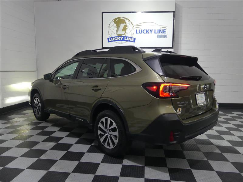 Used 2022 Subaru Outback Premium AWD/4WD image 11