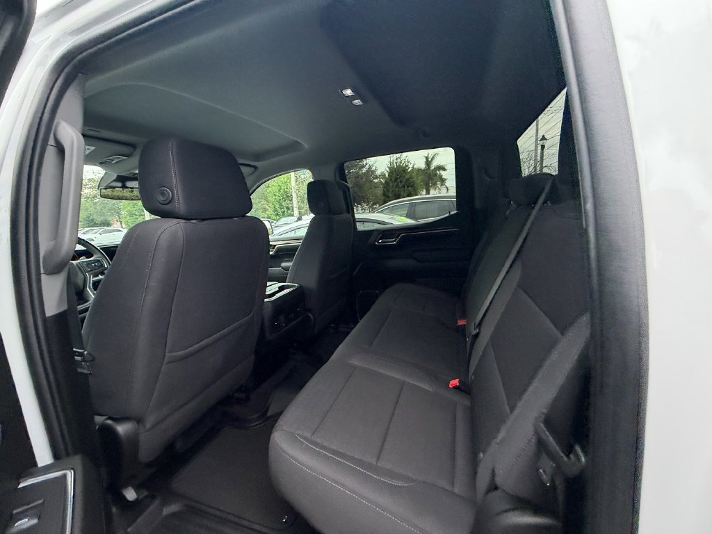 Used 2024 Chevrolet Silverado 1500 LT w/ Protection Package RWD image 9