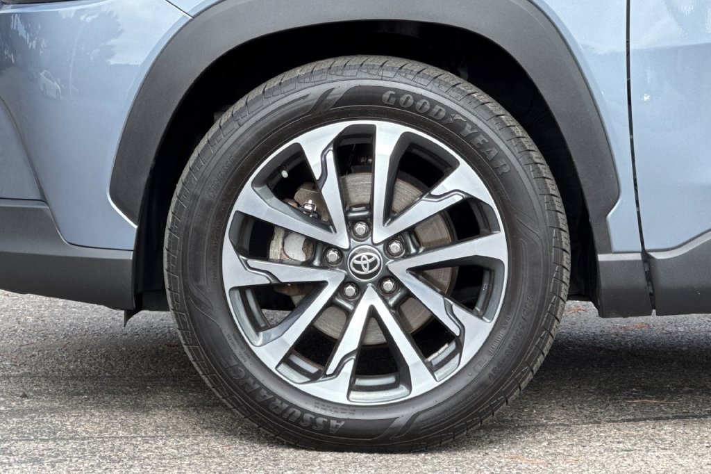 Certified 2022 Toyota Corolla Cross XLE w/ Convenience Package FWD image 26