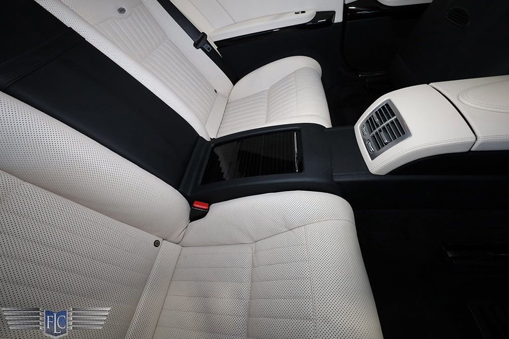 Used 2013 Mercedes-Benz CL 550 4MATIC image 21