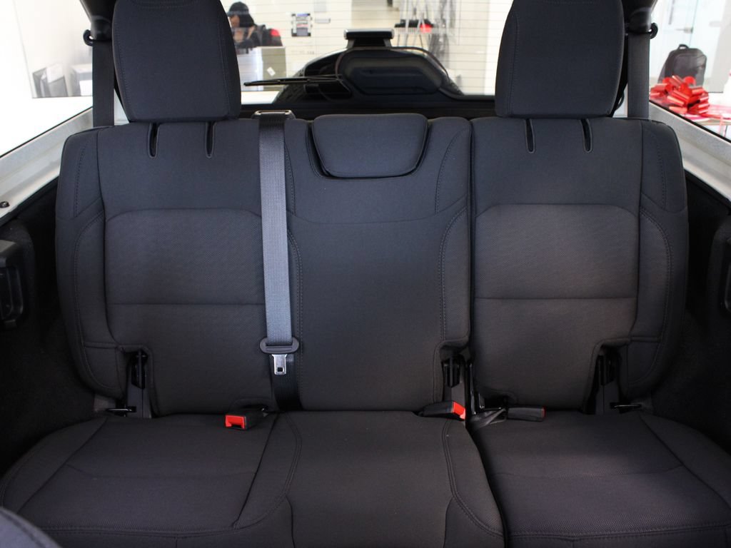 Used 2020 Jeep Wrangler Unlimited Sport S AWD/4WD image 25