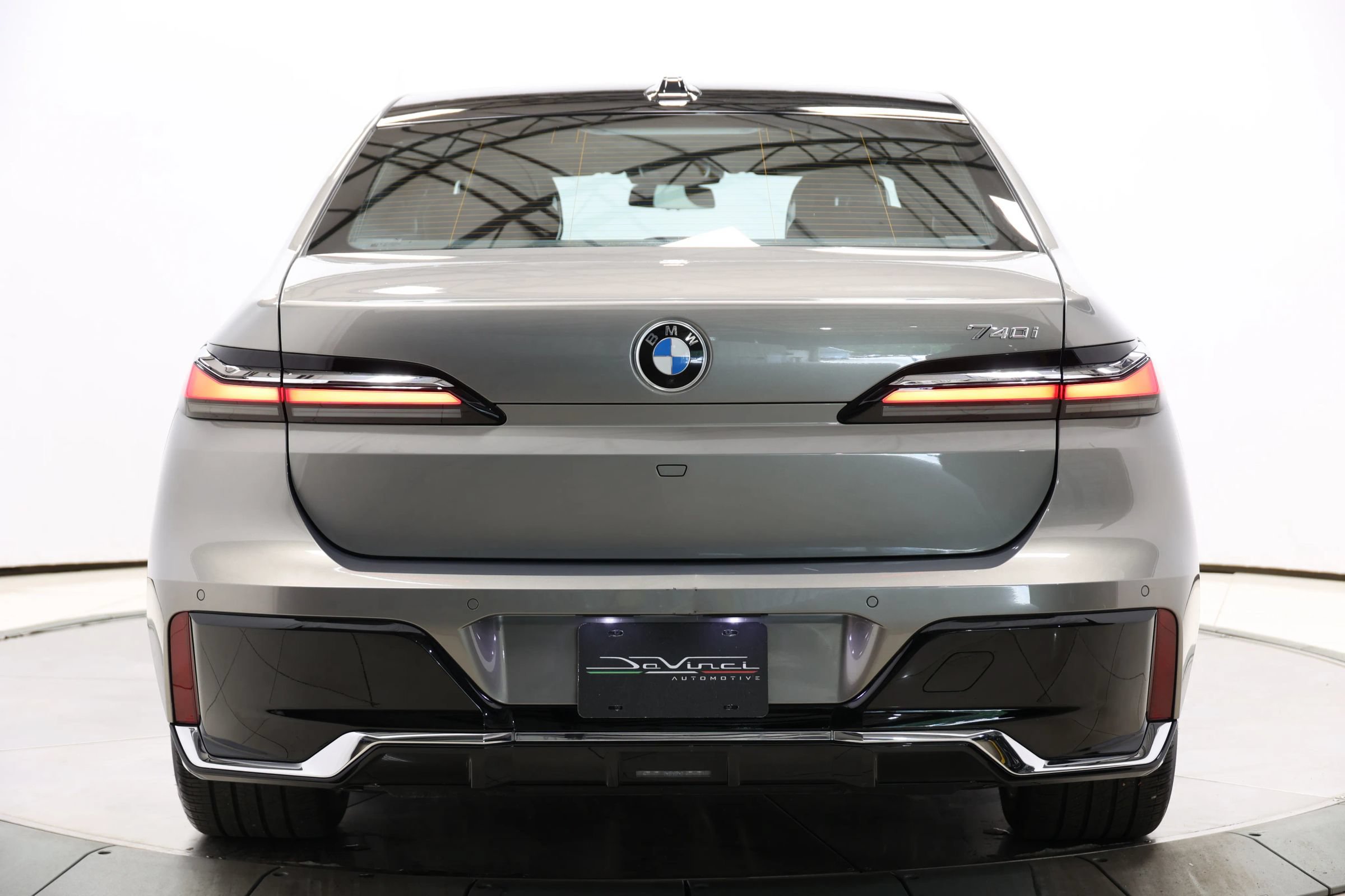 Used 2023 BMW 740i w/ Parking Assistance Package RWD image 63
