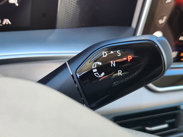 New 2026 Volkswagen Tiguan SE image 18