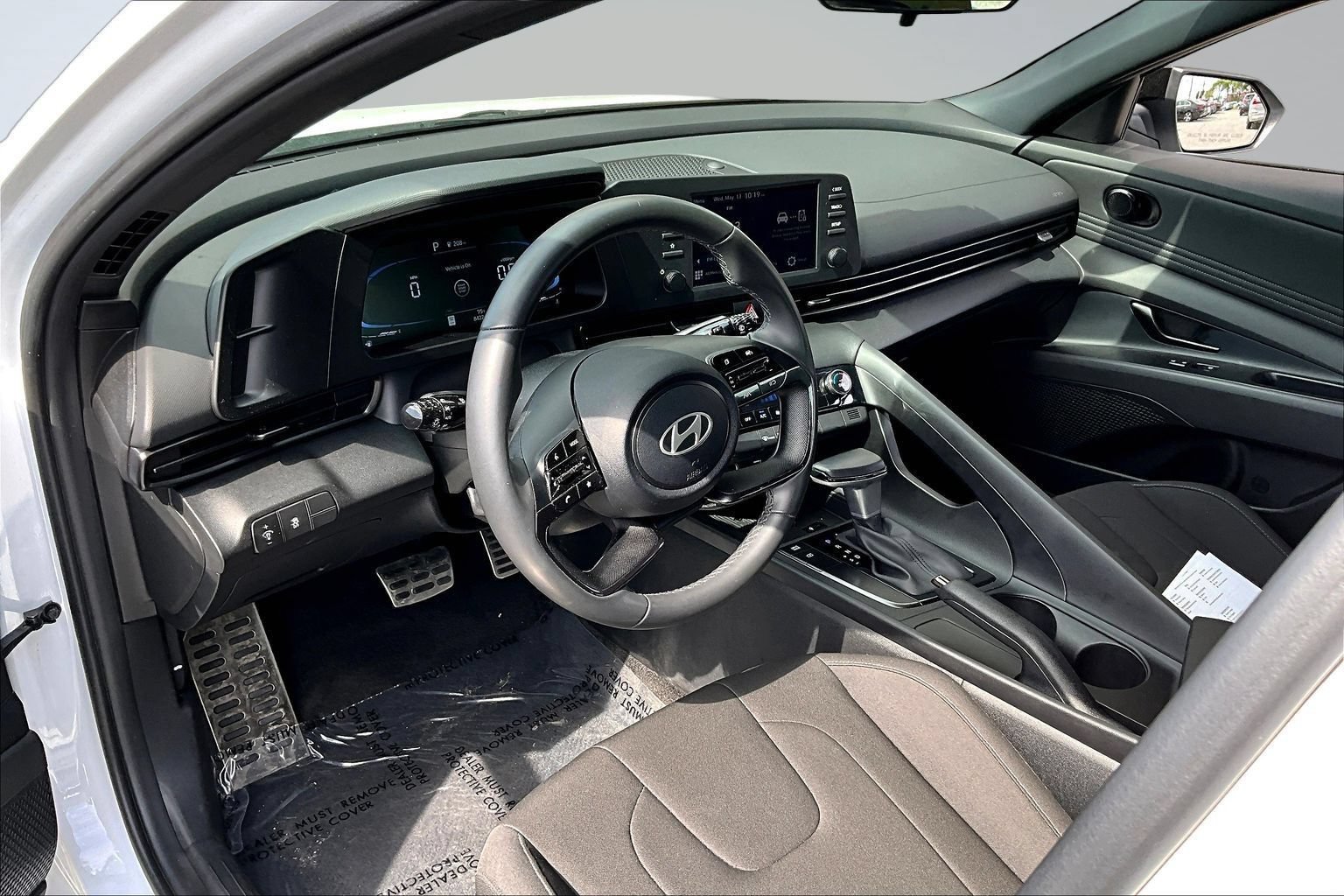 Used 2025 Hyundai Elantra Sport FWD image 20