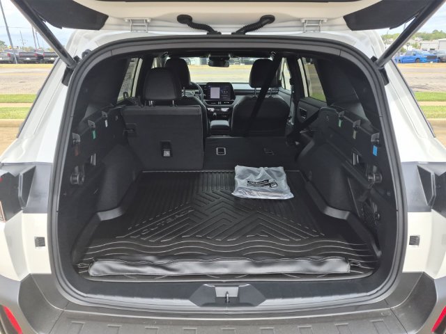 New 2026 Subaru Outback Limited AWD/4WD image 7