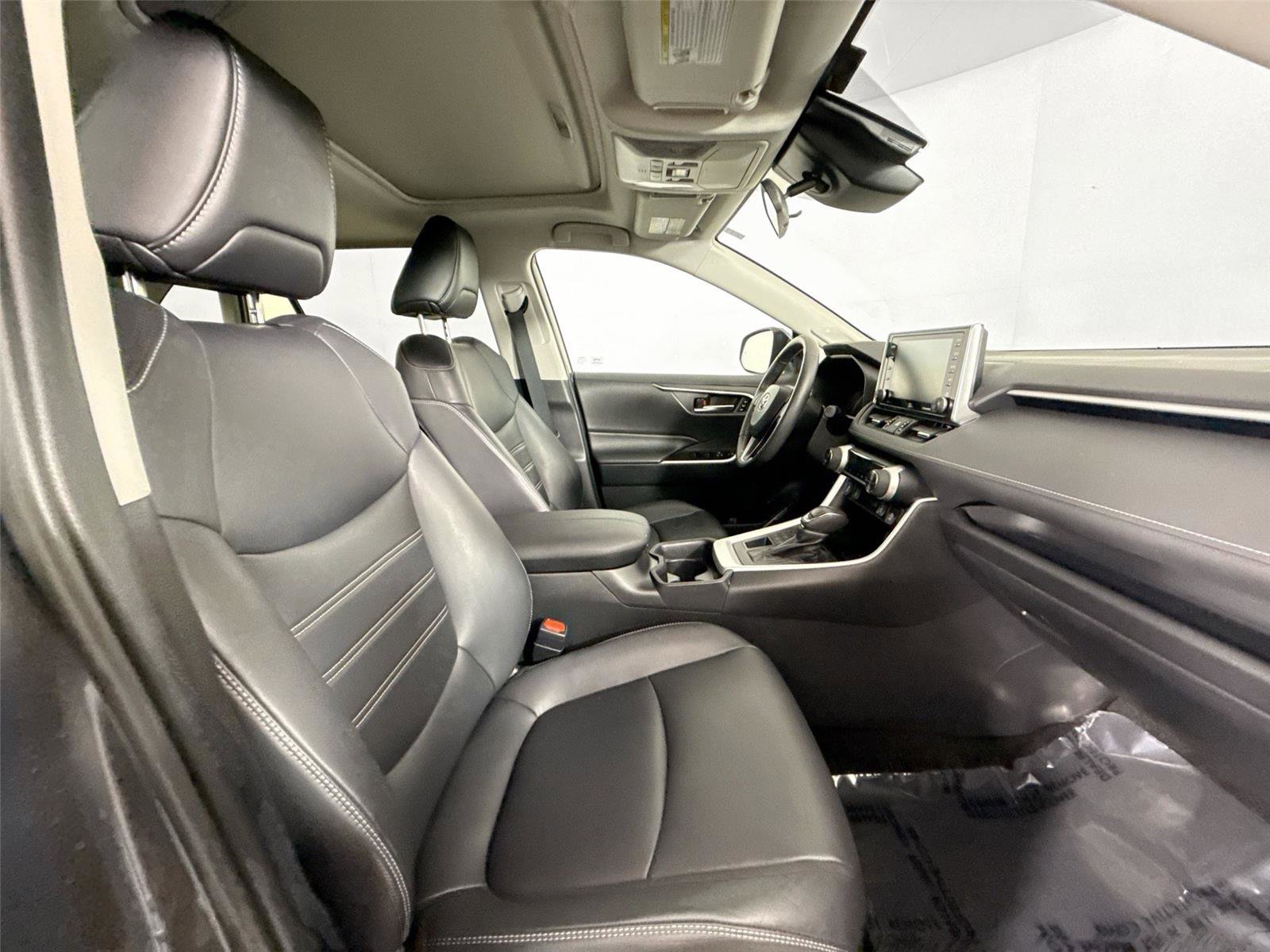 Certified 2020 Toyota RAV4 XLE Premium image 52